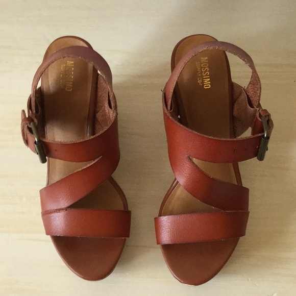 Rust Cork Wedge/ Size 6 - Picture 2 of 3